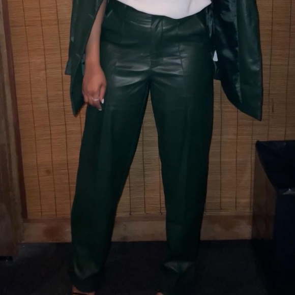 Bottle green faux leather straight pants - Picture 3 of 6